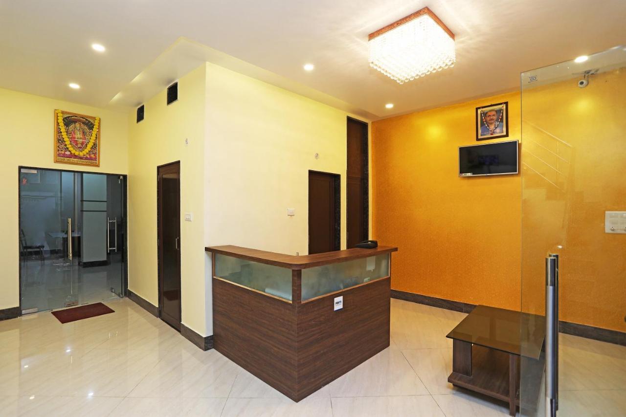 Oyo 16708 Sada Shiv Guest House Varanasi Exterior photo